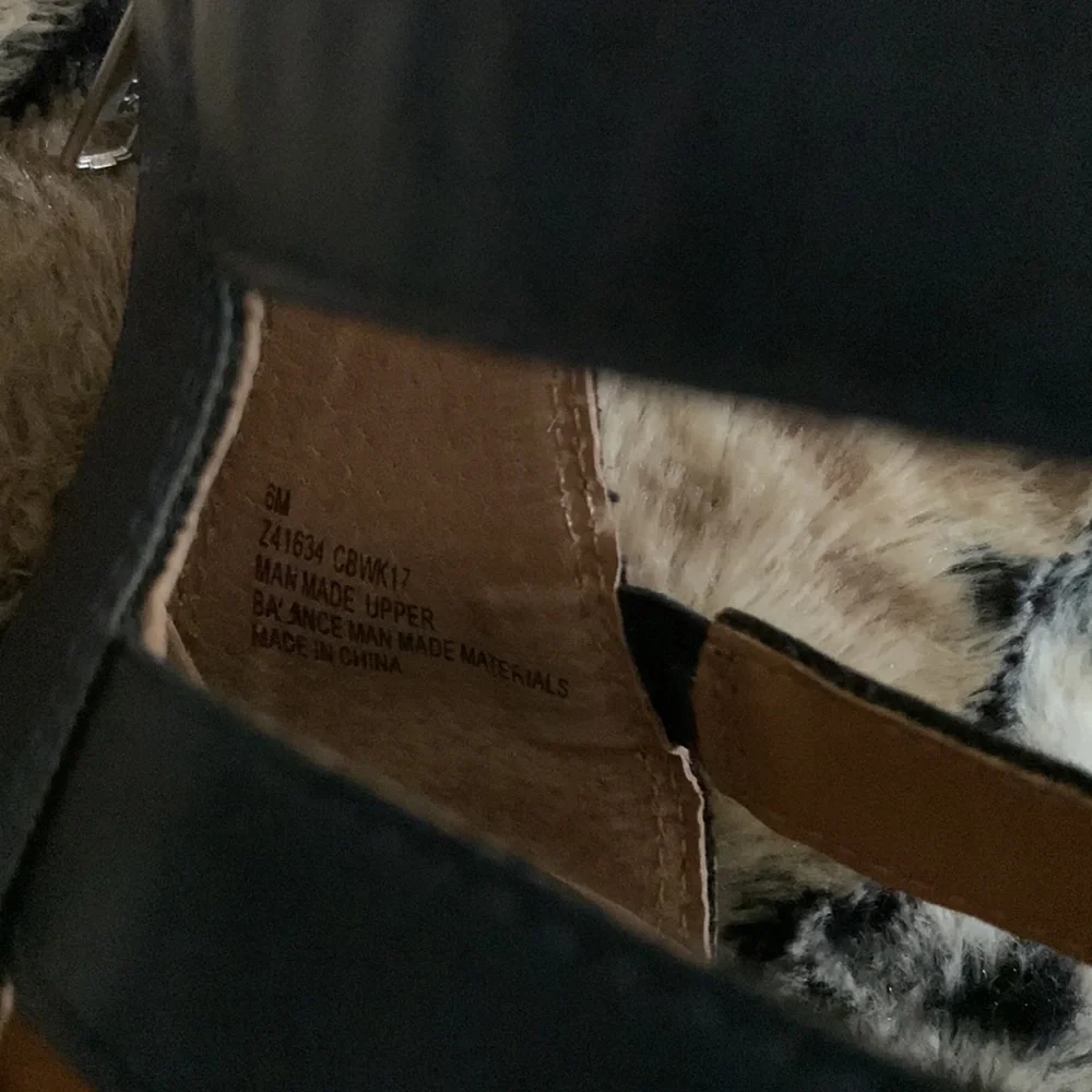 BORN B.O.C. Criss-Cross Strap Sandals / Heels — 6 - Picture 10 of 10